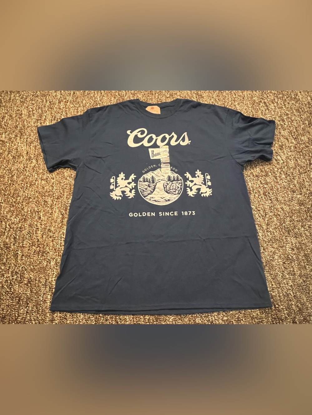 Coors Banquet Men’s Graphic Print Navy Short Sleeve Lightweight Tee Size XL New